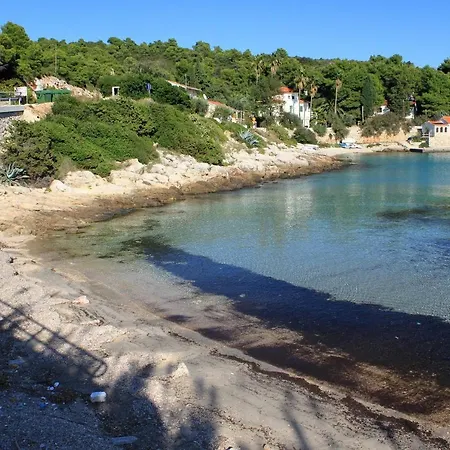 By The Sea Milna, - 8490 Apartment