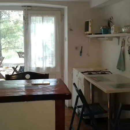 By The Sea Milna, - 8490 Apartment Vis
